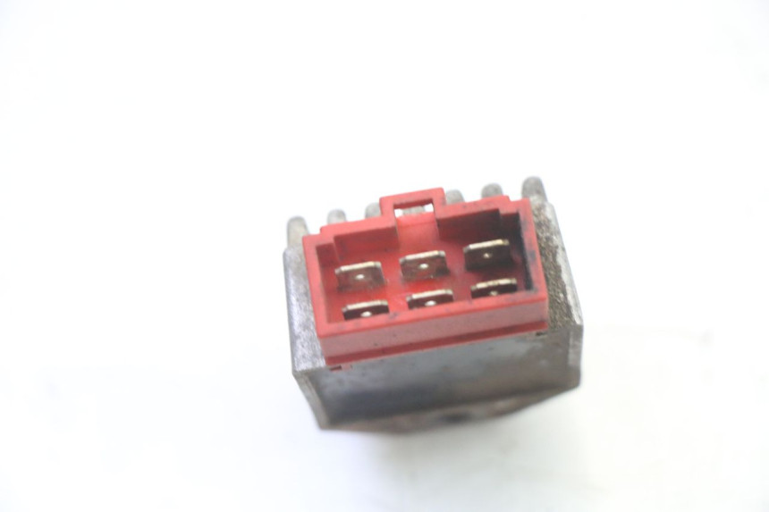 photo de REGULADOR GILERA SMT SUPERMOTARD 50 (2009 - 2017) - Otra perspectiva