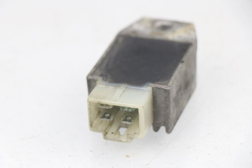 photo de REGULADOR PEUGEOT SPEEDFIGHT 2 AC 50 (2000 - 2009) - Detalle de la pieza