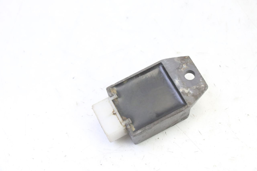 photo de REGULADOR DE CARGA PEUGEOT SPEEDFIGHT 3 AIR 50 (2009 - 2015) - Zoom estado de uso