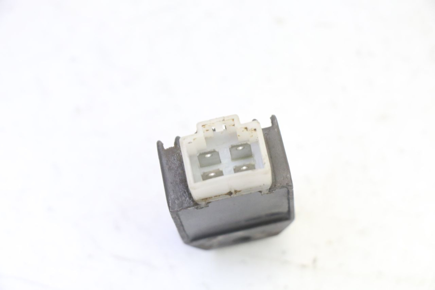 photo de REGULADOR DE CARGA PEUGEOT SPEEDFIGHT 3 AIR 50 (2009 - 2015) - Otra perspectiva