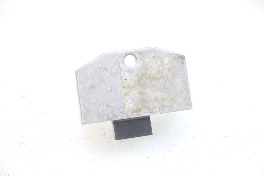 photo de REGULADOR DE CARGA PEUGEOT SPEEDFIGHT 4 4T 50 (2015 - 2020) - Otra perspectiva