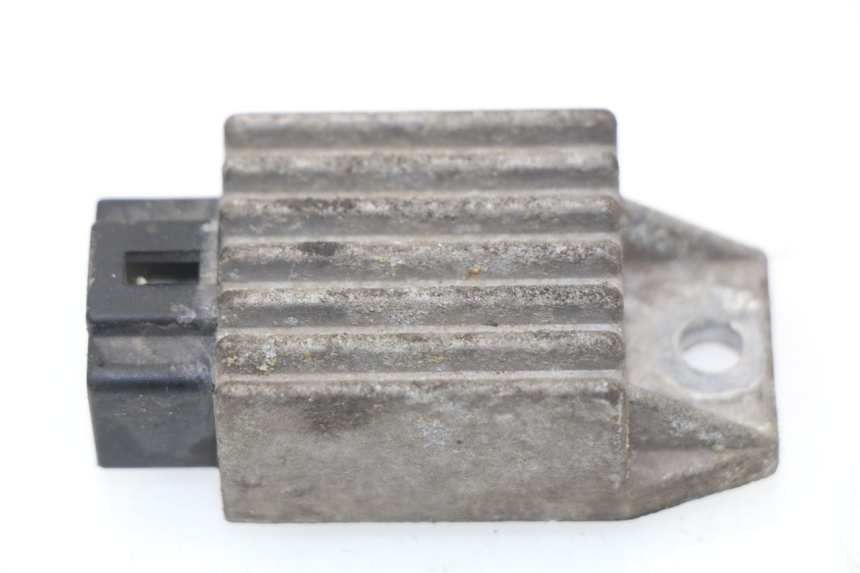 photo de REGULADOR DE CARGA PEUGEOT SPEEDFIGHT LC 50 (1996 - 2002) - Vista principal