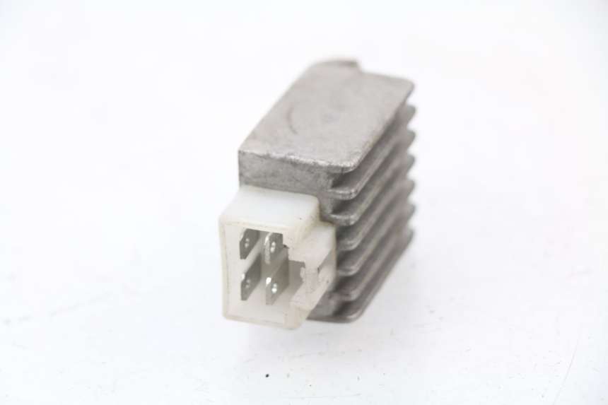 photo de REGULADOR TNT MOTOR STRIKE 50 (2008 - 2010) - Zoom estado de uso