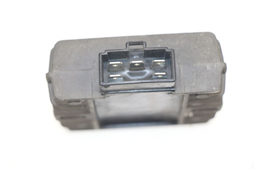 photo de REGULADOR PEUGEOT SUM UP 125 (2008 - 2013) - Zoom estado de uso