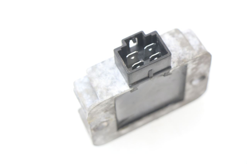 photo de REGULADOR JM MOTORS SUNNY 50 (2017 - 2020) - Otra perspectiva