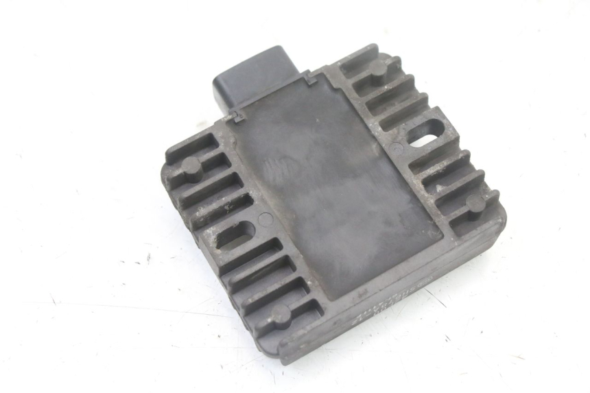 photo de REGULADOR SUZUKI BURGMAN 125 (2018 - 2021) - Otra perspectiva