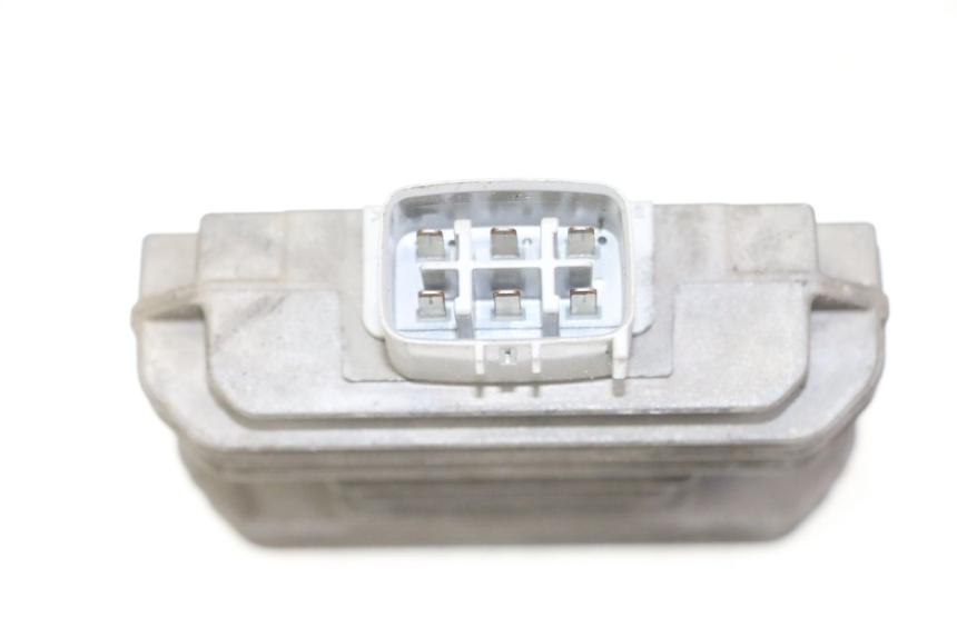 photo de REGULADOR DE CARGA SUZUKI BURGMAN 125 (2007 - 2014) - Detalle de la pieza