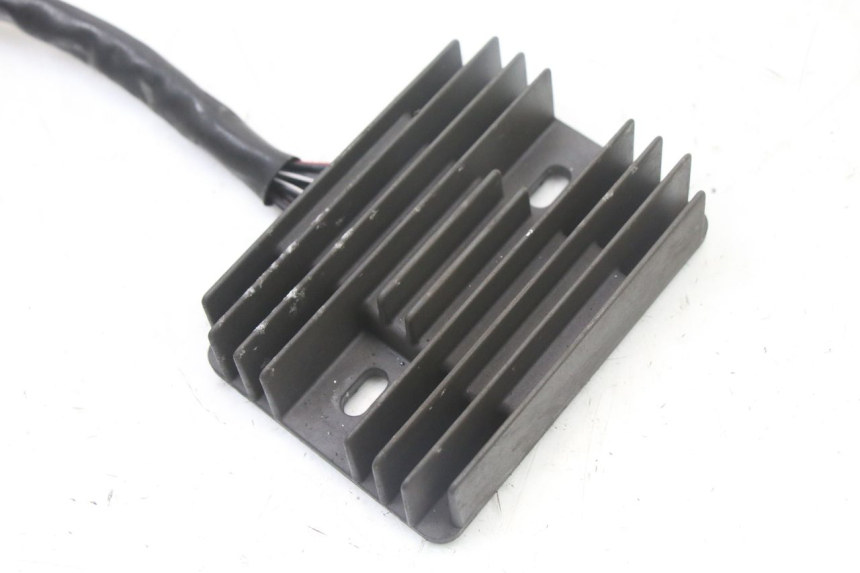 photo de REGULADOR SUZUKI GSX F GSXF 650 (2007 - 2015) - Detalle de la pieza