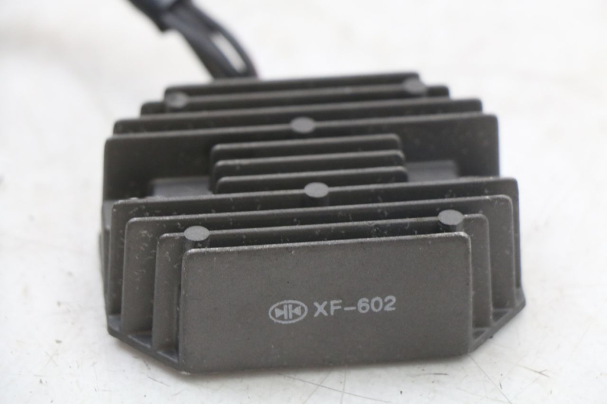 photo de REGULADOR SUZUKI SV S 650 (1999 - 2002) - Zoom estado de uso