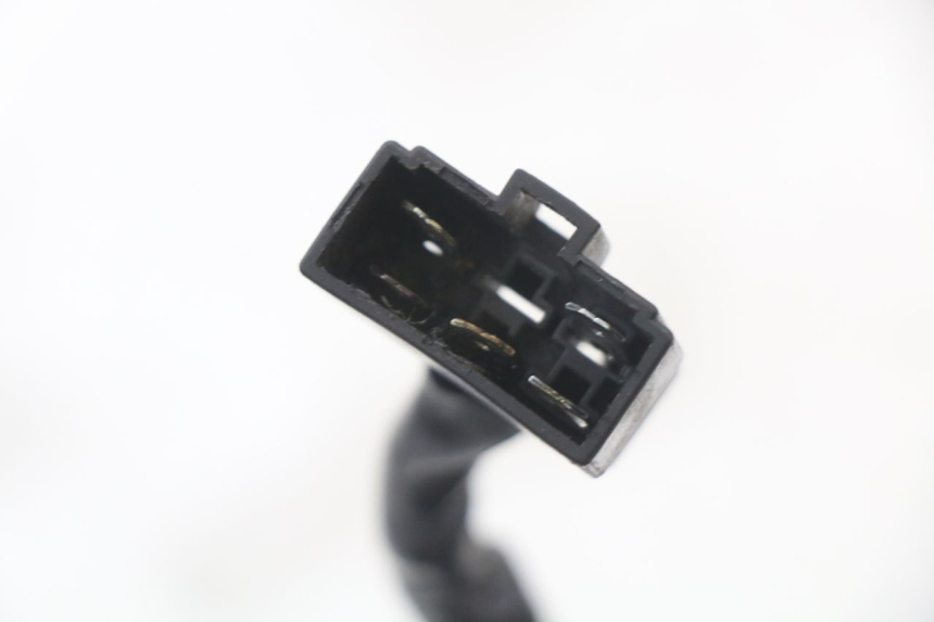 photo de REGULADOR SUZUKI SV S 650 (1999 - 2002) - Primer plano técnico