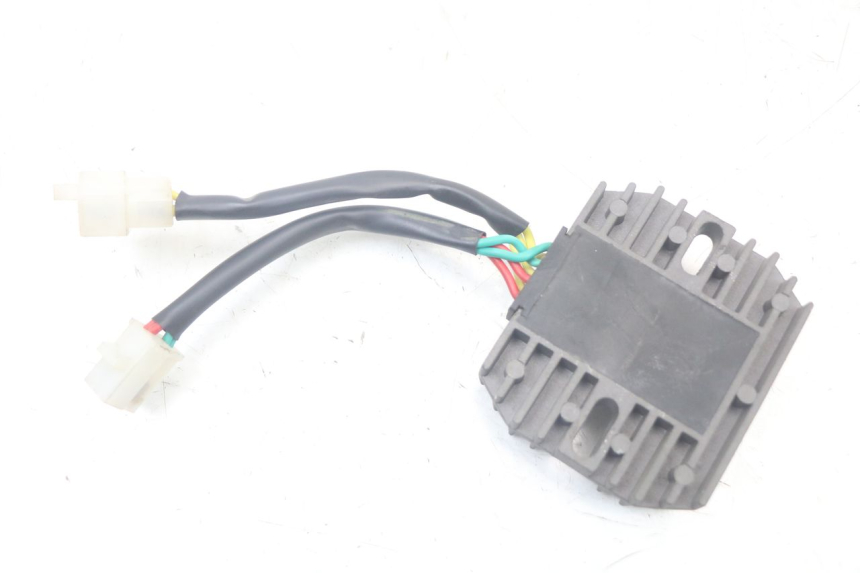 photo de REGULADOR DE CARGA SUZUKI SV N 650 (1999 - 2002) - Zoom estado de uso