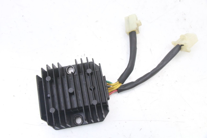 photo de REGULADOR DE CARGA SYM FIDDLE 3 III 125 (2014 - 2020) - Vista principal