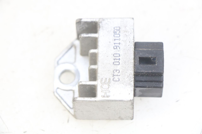 photo de REGULADOR DE CARGA SYM SYMPHONY 125 (2009 - 2015) - Vista principal