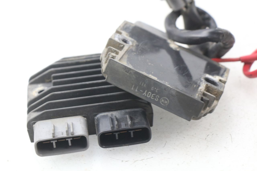 photo de REGULADOR DE CARGA YAMAHA TDM ABS 900 (2002 - 2014) - Detalle de la pieza