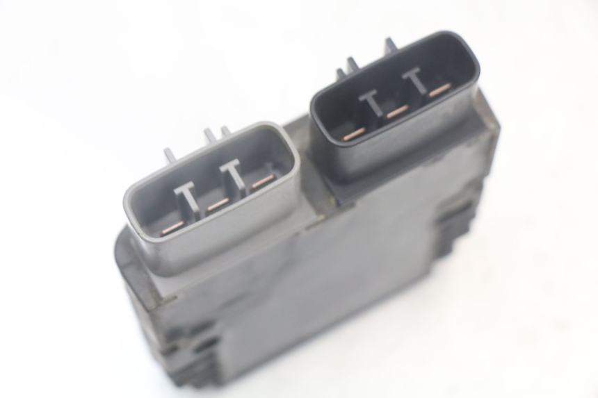 photo de REGULADOR DE CARGA YAMAHA TDM ABS 900 (2002 - 2014) - Estado de la superficie y material