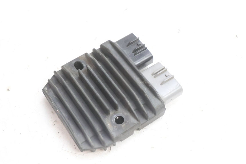 photo de REGULADOR YAMAHA TDM ABS 900 (2002 - 2014) - Estado de la superficie y material