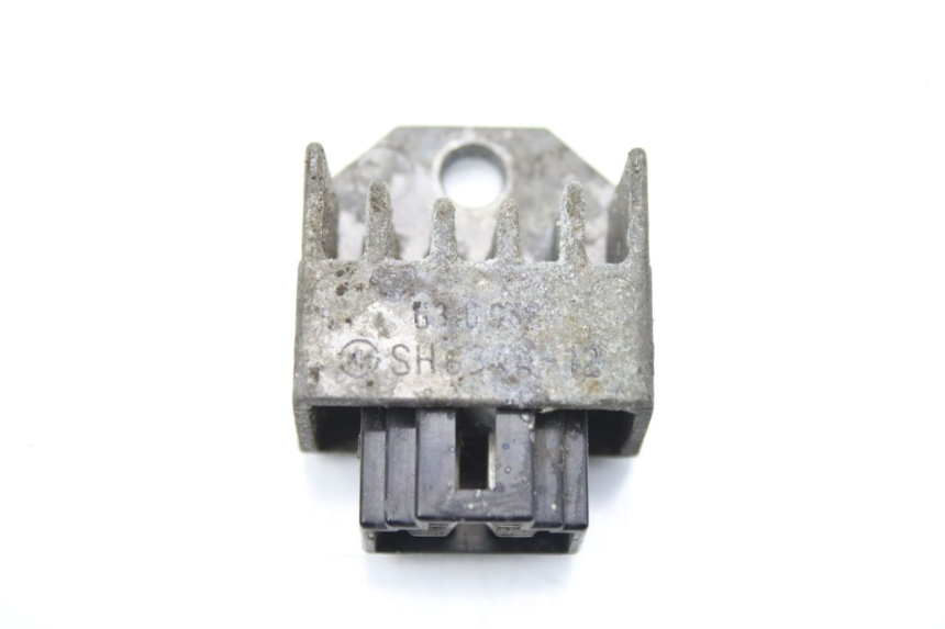 photo de REGULADOR DE CARGA PEUGEOT TKR TREKKER FURIOUS 50 (2005 - 2014) - Vista principal