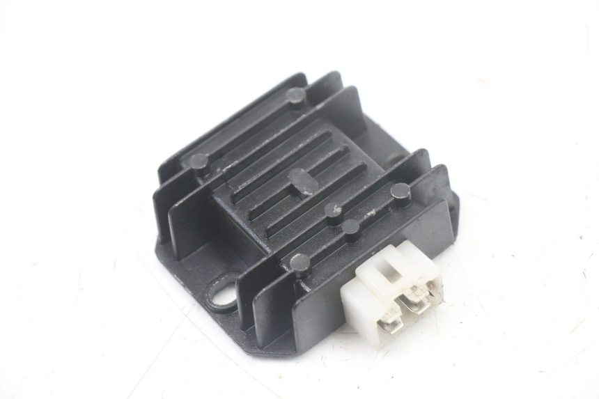 photo de REGULADOR DE CARGA TNT MOTOR ROMA 10' 4T 50 (2019 - 2022) - Vista principal