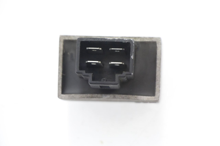 photo de REGULADOR SYM TONIK 125 (2010 - 2014) - Zoom estado de uso