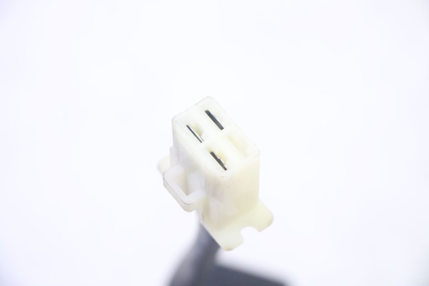 photo de REGULADOR PEUGEOT TWEET PRO EFI 4T 50 (2021 - 2022) - Otra perspectiva