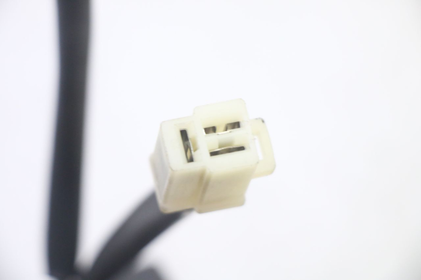 photo de REGULADOR PEUGEOT TWEET PRO EFI 4T 50 (2021 - 2022) - Primer plano técnico