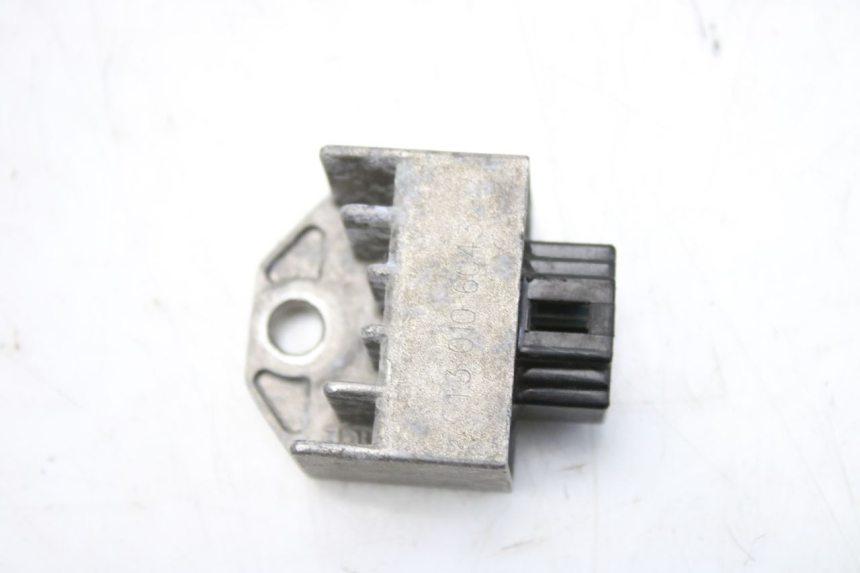 photo de REGULADOR DE CARGA PEUGEOT TWEET 125 (2010 - 2017) - Vista general del producto