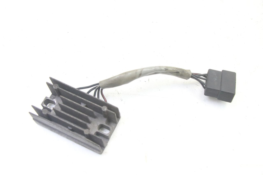 photo de REGULADOR DE CARGA SUZUKI UH BURGMAN 125 (2002 - 2006) - Vista principal