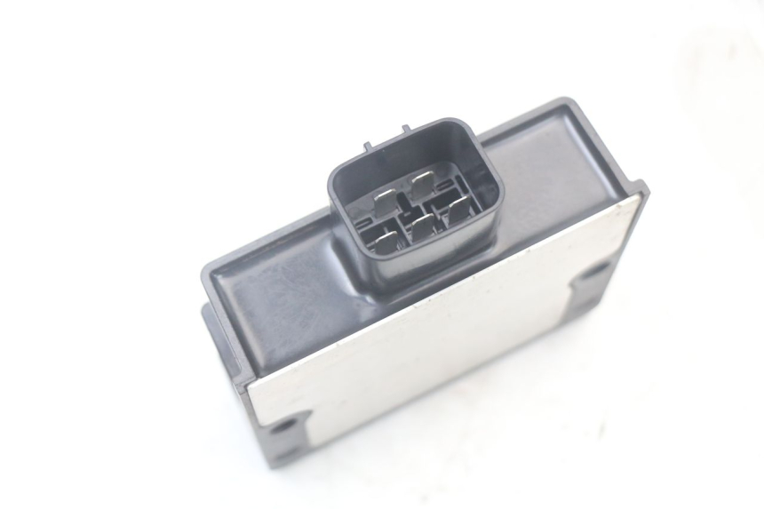 photo de REGULADOR DE CARGA KAWASAKI VERSYS ABS 650 (2015 - 2018) - Otra perspectiva