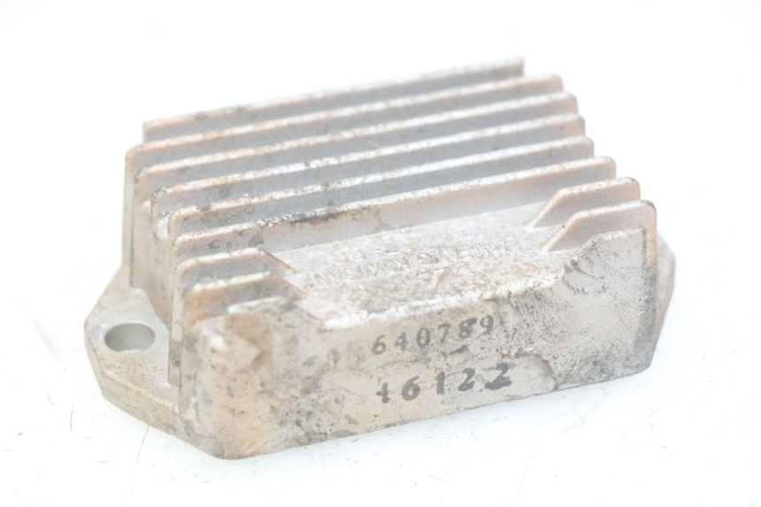 photo de REGULADOR DE CARGA PIAGGIO VESPA S 2T 50 (2007 - 2014) - Zoom estado de uso