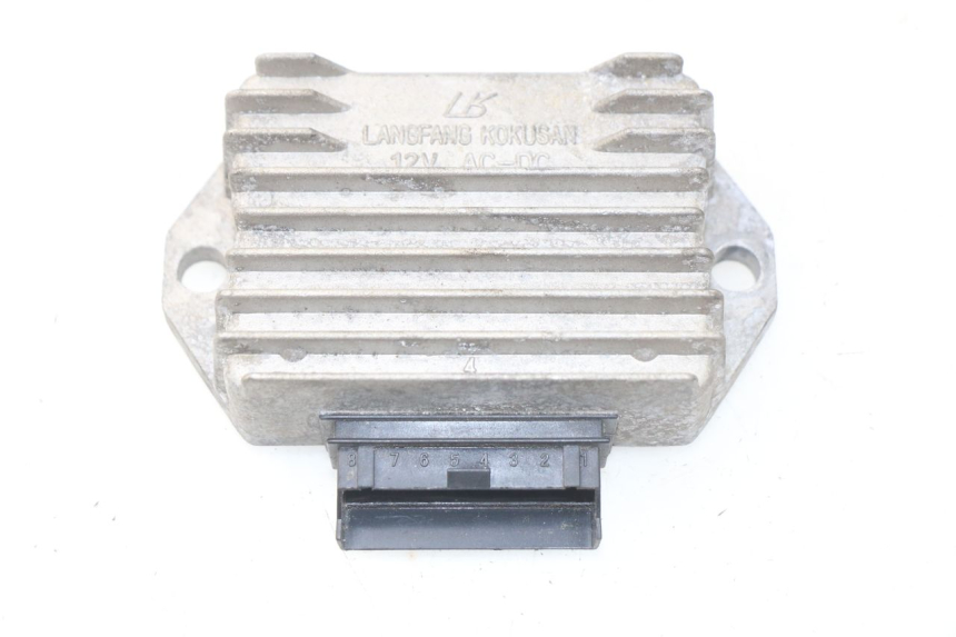 photo de REGULADOR DE CARGA PIAGGIO VESPA SPRINT 2T 50 (2014 - 2018) - Vista principal