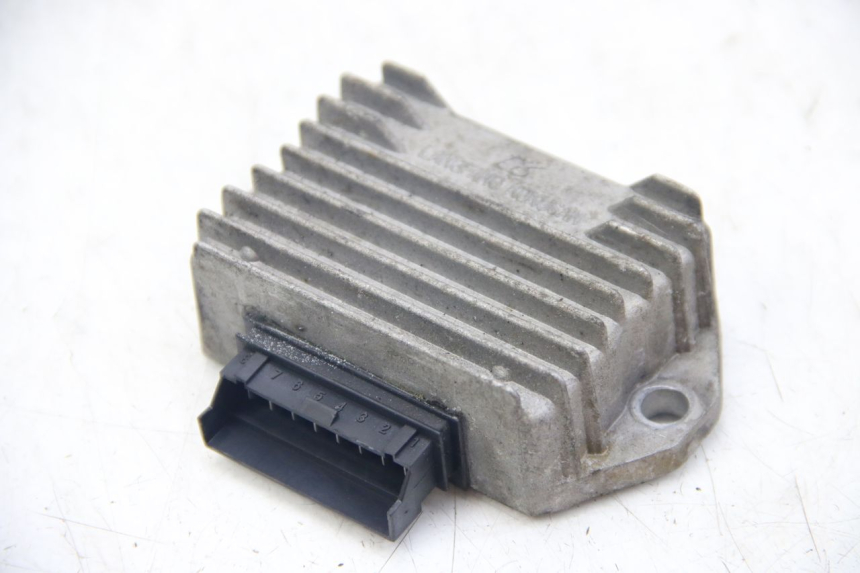 photo de REGULADOR DE CARGA PIAGGIO VESPA SPRINT 2T 50 (2014 - 2018) - Detalle de la pieza