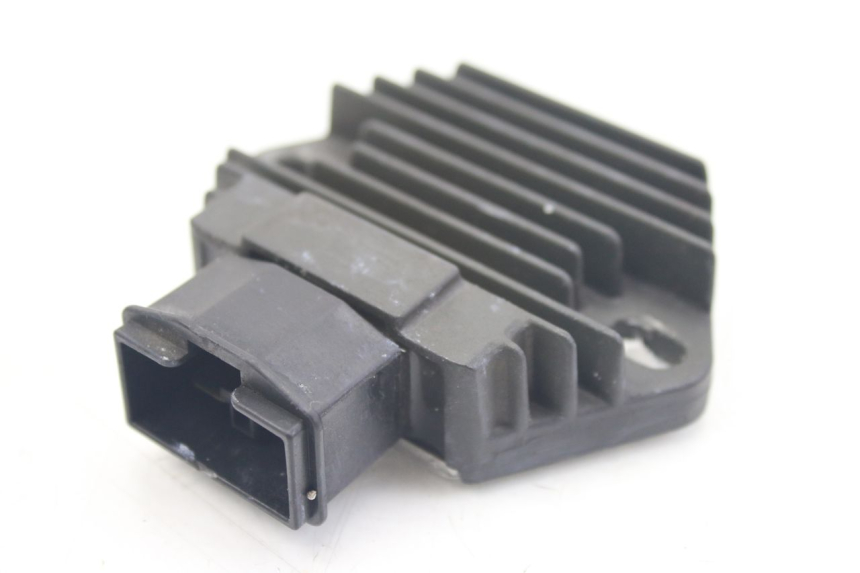 photo de REGULADOR DE CARGA HONDA VFR FI RC46 800 (1998 - 2001) - Detalle de la pieza