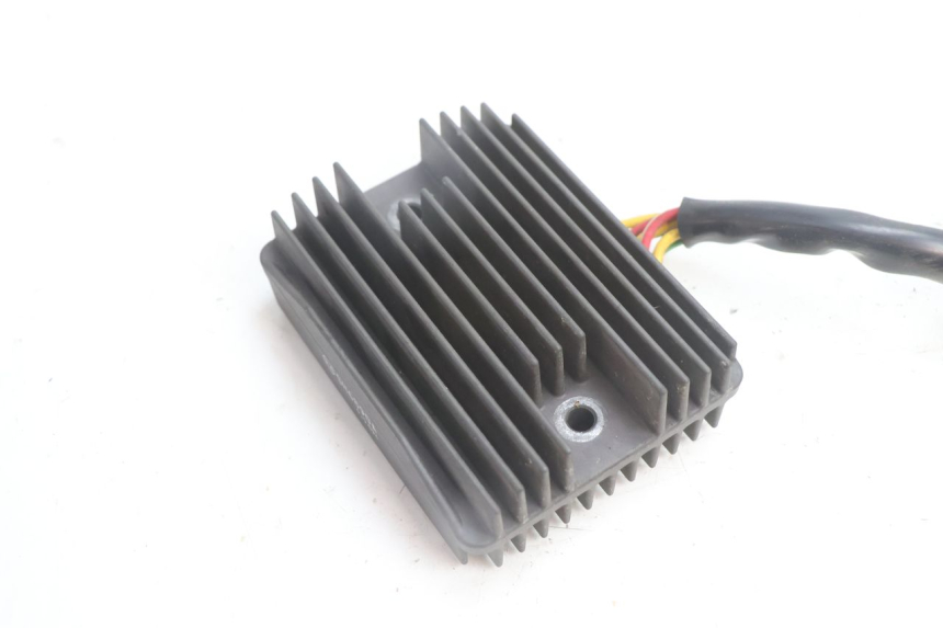 photo de REGULADOR DE CARGA HONDA VFR FI RC46 800 (1998 - 2001) - Detalle de la pieza