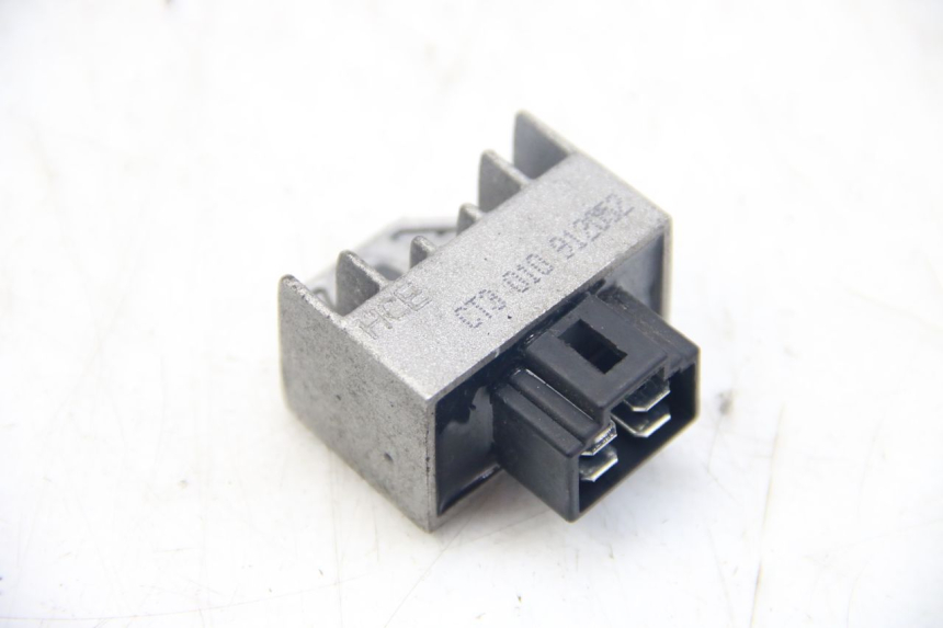 photo de REGULADOR DE CARGA PEUGEOT VIVACITY NEW 4T 50 (2008 - 2017) - Vista principal