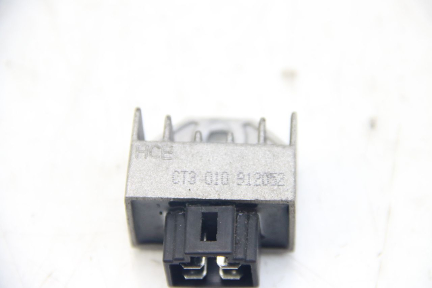 photo de REGULADOR DE CARGA PEUGEOT VIVACITY NEW 4T 50 (2008 - 2017) - Otra perspectiva