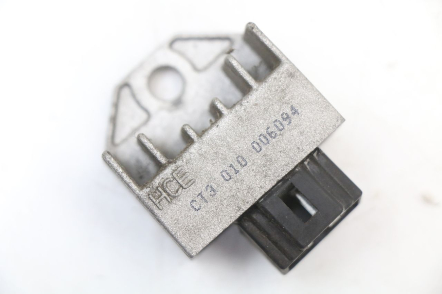 photo de REGULADOR DE CARGA PEUGEOT VIVACITY NEW 4T 50 (2008 - 2017) - Vista principal