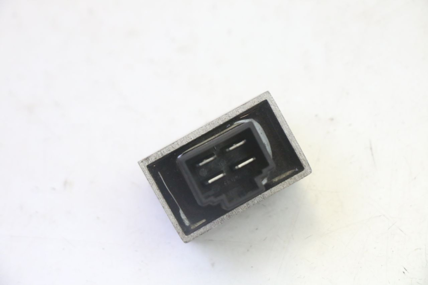 photo de REGULADOR DE CARGA PEUGEOT VIVACITY NEW 4T 50 (2008 - 2017) - Zoom estado de uso