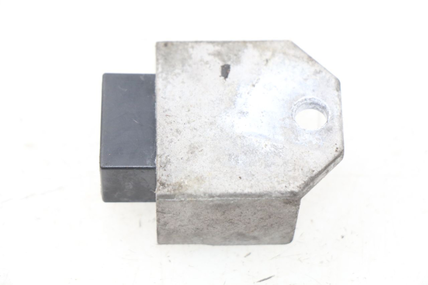 photo de REGULADOR DE CARGA PEUGEOT VIVACITY 50 (2004 - 2009) - Detalle de la pieza