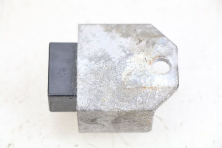 photo de REGULADOR DE CARGA PEUGEOT VIVACITY 50 (2004 - 2009) - Detalle de la pieza