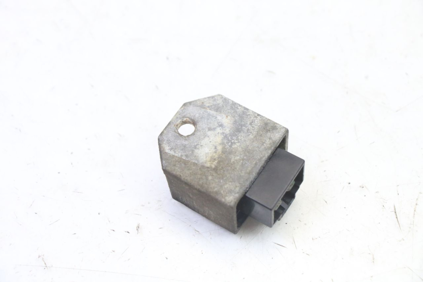 photo de REGULADOR DE CARGA PEUGEOT VIVACITY 50 (2004 - 2009) - Otra perspectiva