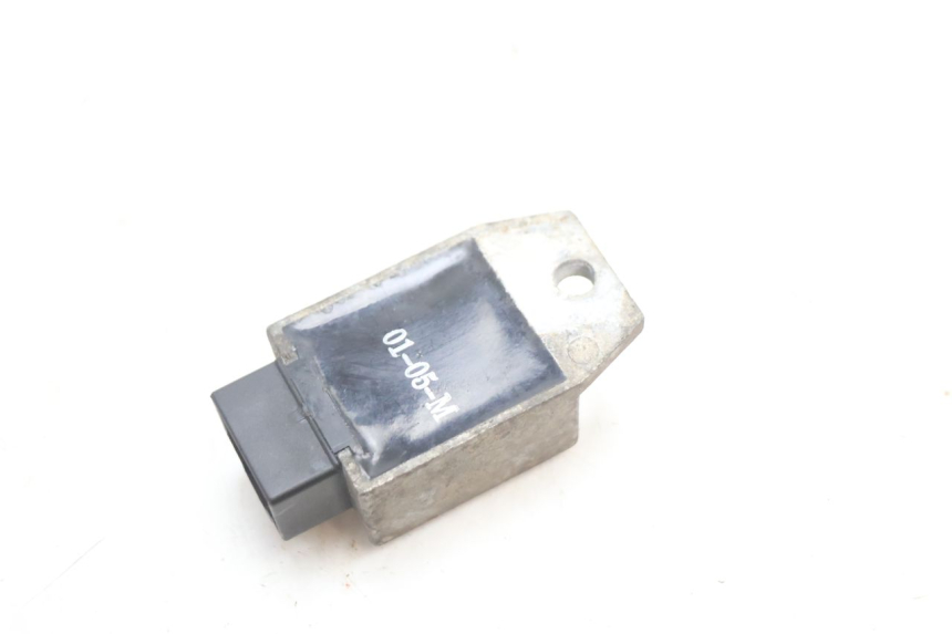 photo de REGULADOR DE CARGA PEUGEOT VIVACITY 50 (1998 - 2003) - Otra perspectiva