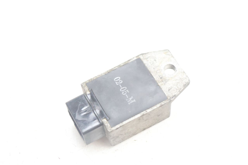 photo de REGULADOR PEUGEOT VIVACITY 100 (1999 - 2008) - Primer plano técnico