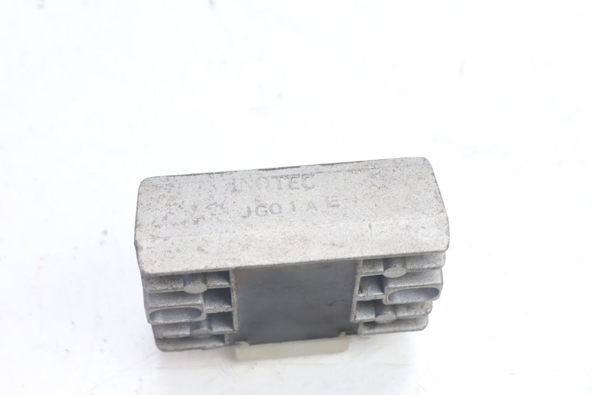 photo de REGULADOR DAELIM VJ ROADWIN 125 (2004 - 2007) - Otra perspectiva