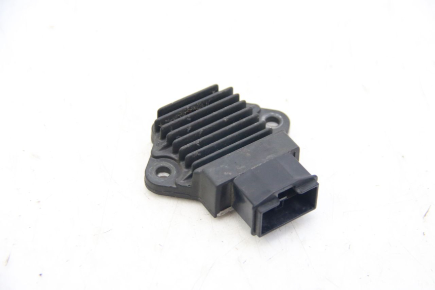 photo de REGULADOR DE CARGA HONDA VT C SHADOW 125 (1999 - 2007) - Vista principal