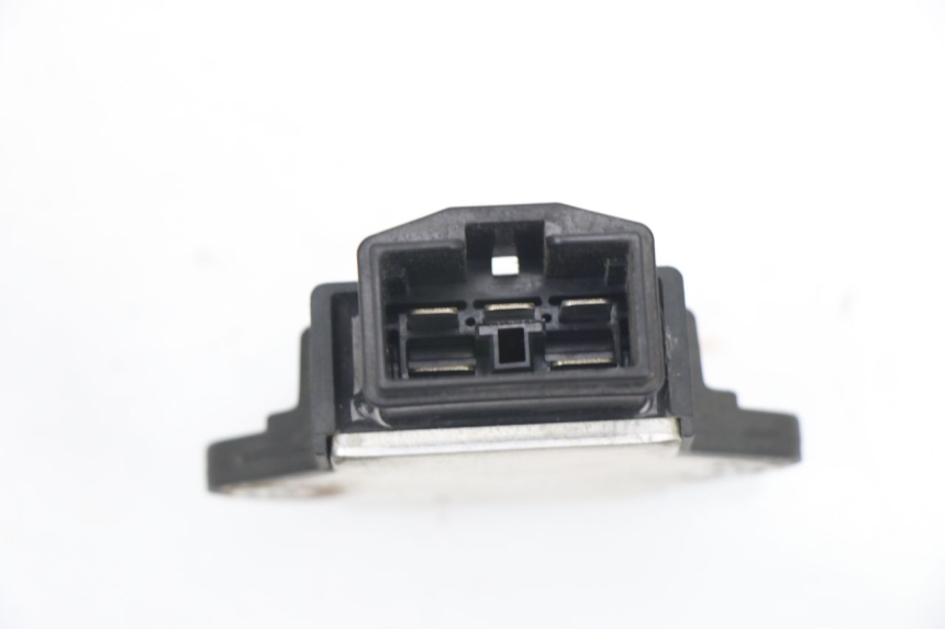 photo de REGULADOR HONDA VTR F FIRESTORM 1000 (1997 - 2001) - Otra perspectiva