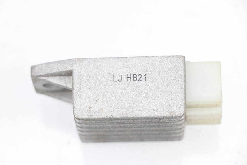 photo de REGULADOR BHM WACO 4T 50 (2008 - 2015) - Zoom estado de uso