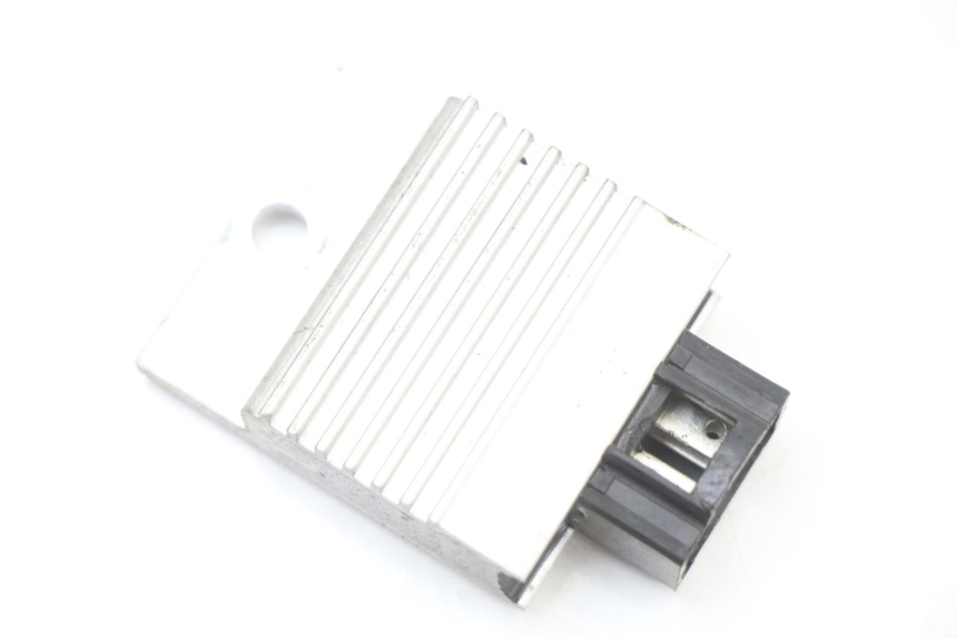 photo de REGULADOR HONDA WALLAROO DX 50 (1993 - 1996) - Detalle de la pieza