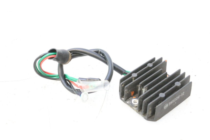 photo de REGULADOR YAMAHA WAVE RUNNER GP R 1200 (2000 - 2003) - Vista principal