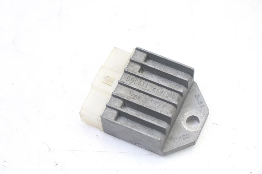 photo de REGULADOR YAMAHA WHY 50 (1998 - 2000) - Vista principal