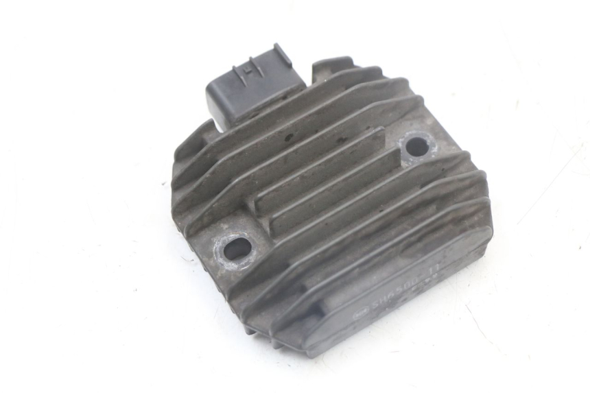 photo de REGULADOR DE CARGA YAMAHA X-MAX XMAX 250 (2006 - 2009) - Detalle de la pieza